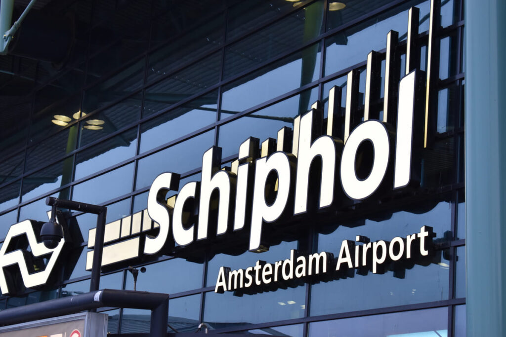 Schiphol window logo