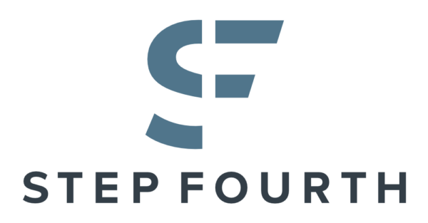 logo_StepFourth